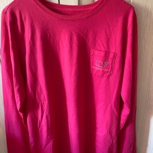 Vineyard vines long-sleeved tee
